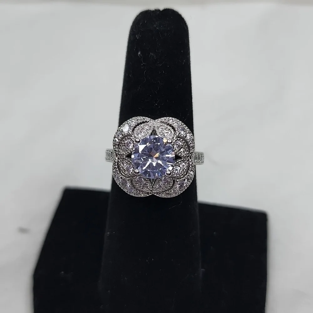🎄NWT ART DECO DIAMOND RING🎄
